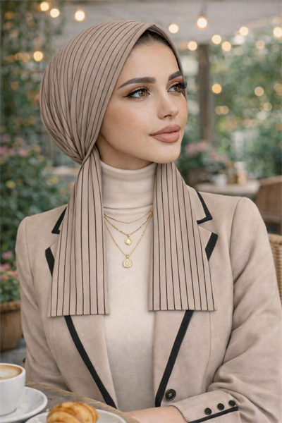 Bej Çizgili Eşarp Bone