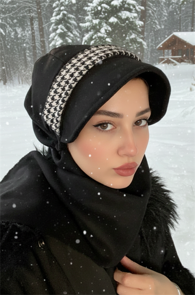 Siyah Kazayağı Detaylı Atkılı Tesettür Şapka