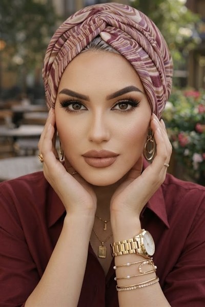 Bej Vişne Spiral Desen Burgu Bone