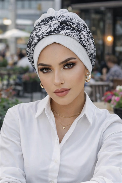 Beyaz Etnik Triko Bantlı Bone