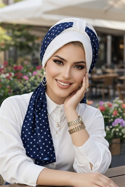 Beyaz Lacivert Desen Fularlı Şapka Bone