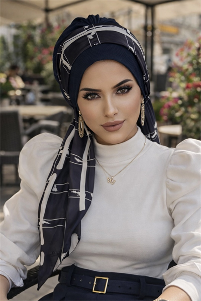 Beyaz Lacivert Geometrik Desen Fularlı Bone