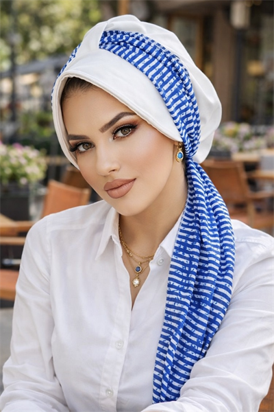 Beyaz Mavi Desen Fularlı Şapka Bone