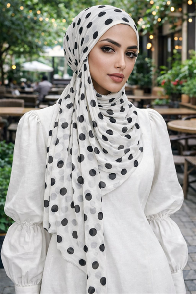 Beyaz Siyah Puanlı Hazır Şal