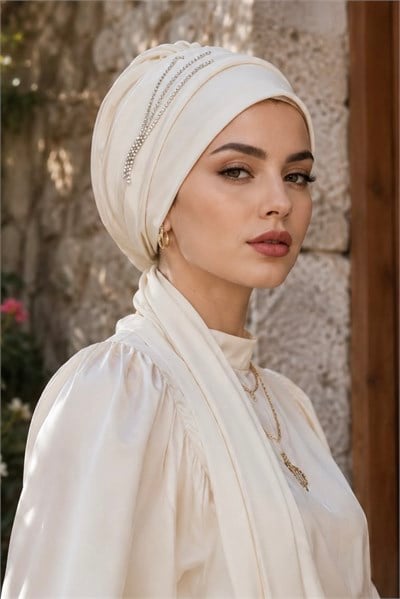 Beyaz Taşlı Atkılı Abiye Bone