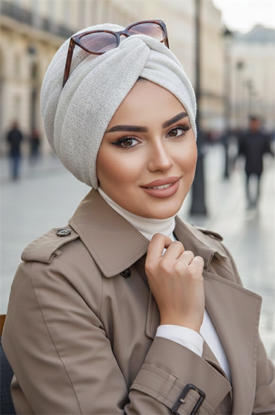 Beyaz Triko Kışlık Burgu Bone