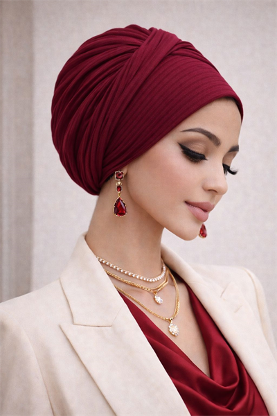 Bordo Burgu Detaylı Bone