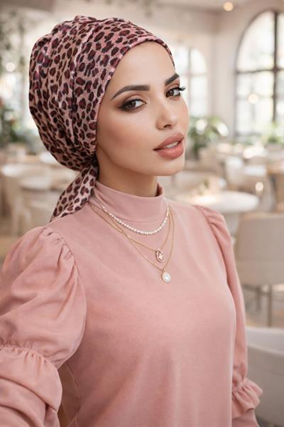 Bordo Lepar Desenli Atkılı Bone