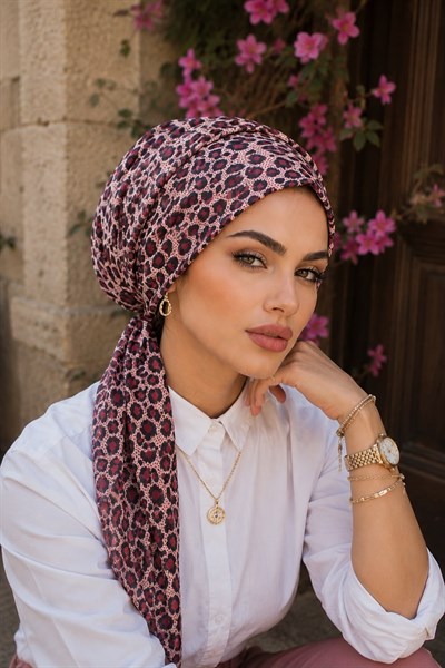 Bordo Lepar Desenli Atkılı Bone