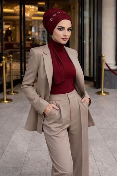 Bordo Metal Detaylı Atkılı Bone