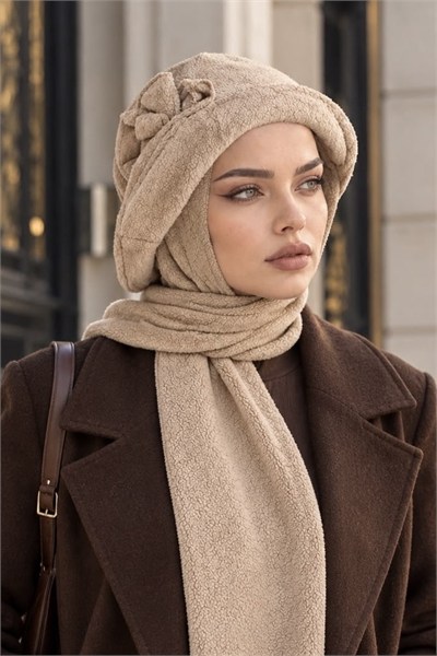Camel Aksesuarlı Atkılı Vintage Şapka