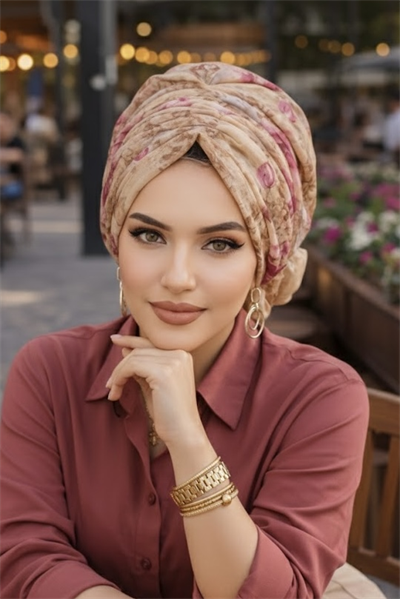 Camel Vişne Çiçek Desen Tokalı Bone