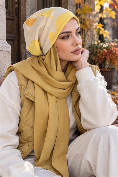 Tereyağı Sarısı Çiçek Desenli Şallı Salaş Bere – Spor Tesettür Bere
