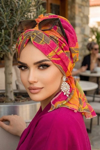 Fuşya Turuncu Rengarenk Tokalı Bone