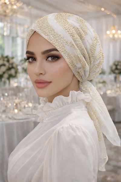 Beyaz Gold İşlemeli Abiye Eşarp Bone