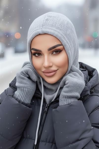 Gri Fitilli Bağcıklı Kapüşon Bone