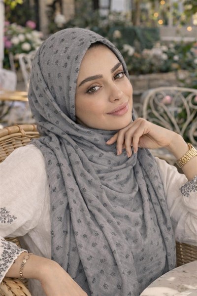 Gri Siyah Baskılı Şapka Şal