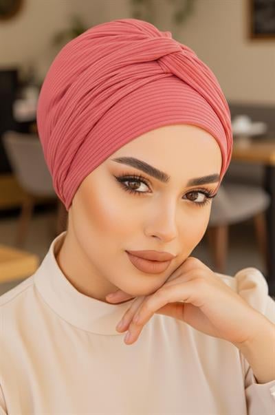 Gülpembe Burgu Detaylı Bone