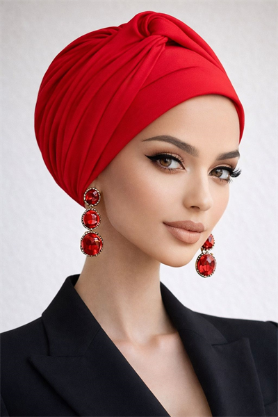 Kırmızı Burgu Detaylı Bone