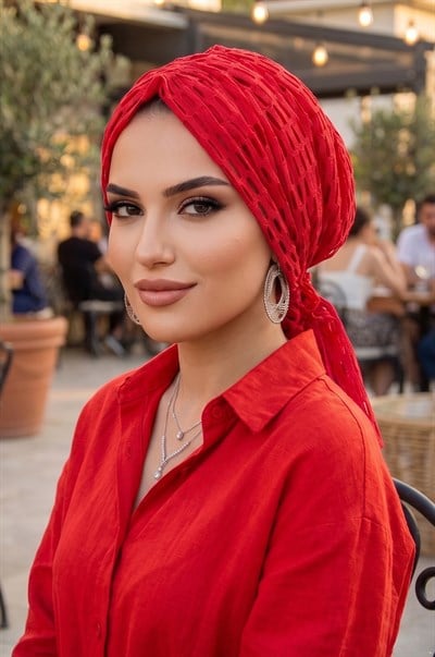 Kırmızı Dantel Tokalı Bone