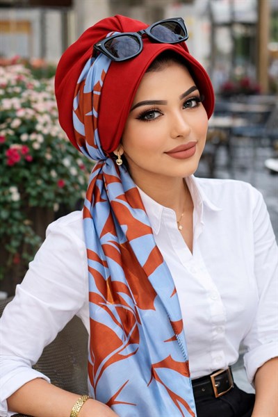 Kırmızı Mavi Desen Fularlı Şapka Bone