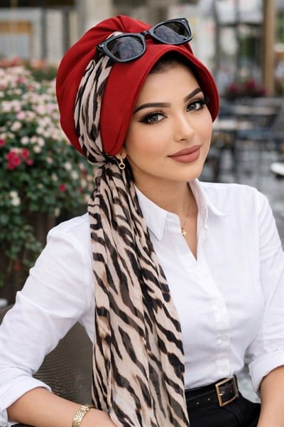 Kırmızı Zebra Desen Fularlı Şapka Bone