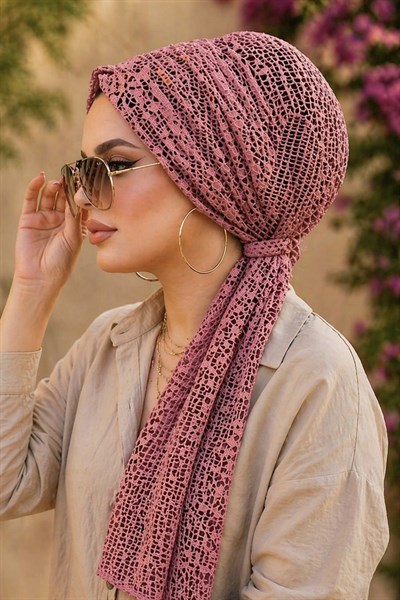 Koyu Gülkurusu Dantel Tokalı Bone