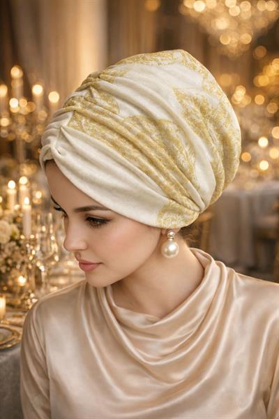 Krem Gold Yaldızlı Büzgülü Salaş Bone