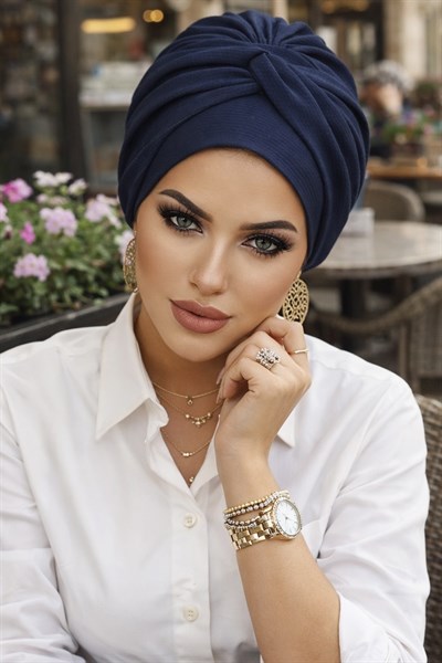 Lacivert Burgu Detaylı Bone