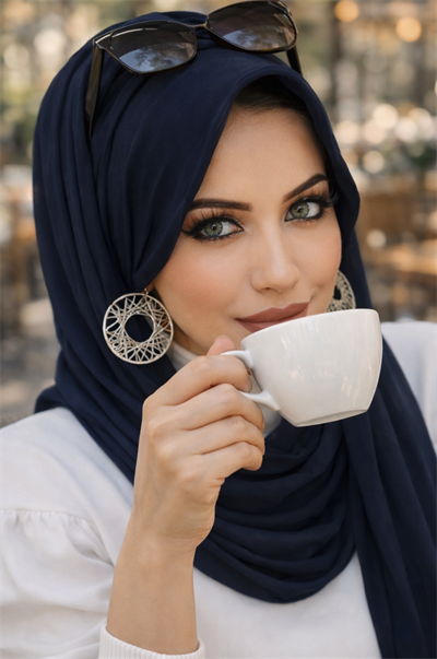 Lacivert  Şapkalı Şal