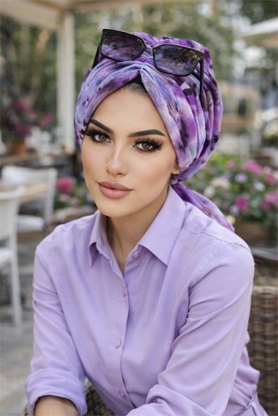 Lila Gri Çiçek Desen Tokalı Bone