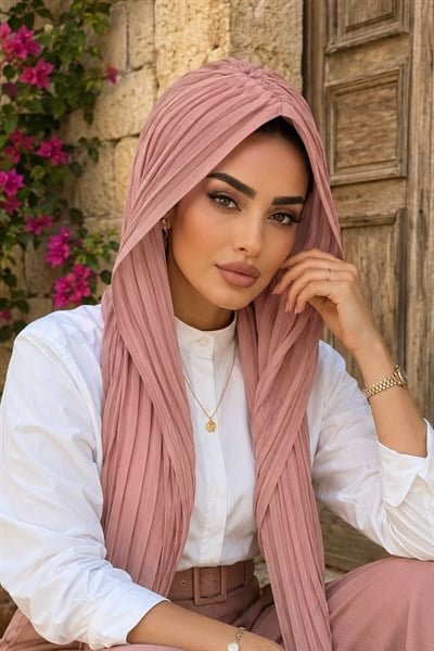 Pudra Piliseli Hazır Başlık & Tokalı Bone