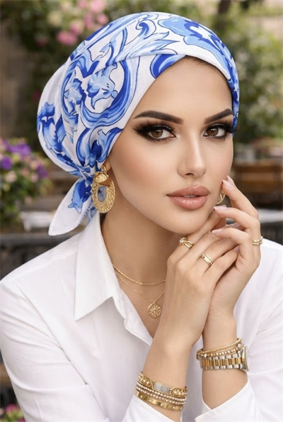 Saks Beyaz Retro Desen Çapraz Bone