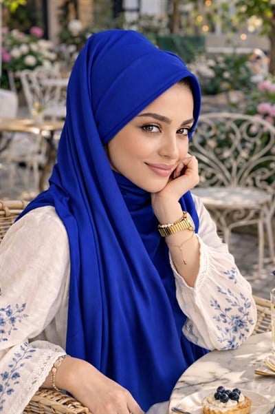 Saks Mavi Şapkalı Şal