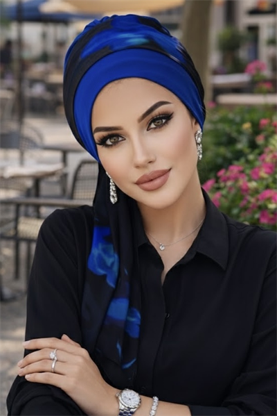 Saks Siyah Batik Fularlı Bone