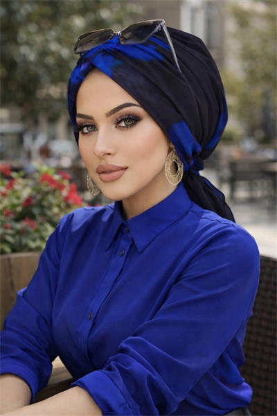 Saks Siyah Desenli Tül Tokalı Bone