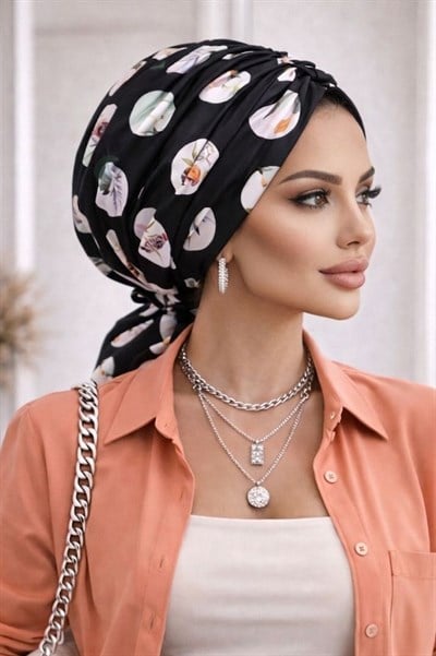 Siyah Beyaz Hazır Tokalı Bone