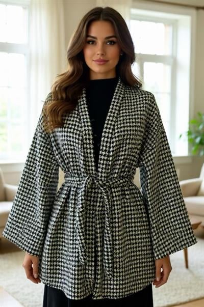 Siyah Beyaz Kaşe Kazayağı Desen Kuşaklı Kimono Ceket / Kışlık Ürün