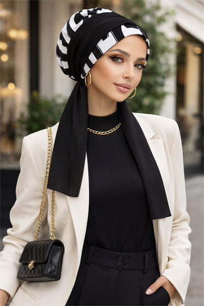 Siyah Beyaz Piliseli Fularlı Bone