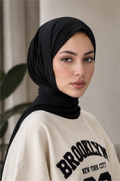 Siyah Çıtçıtlı Şal
