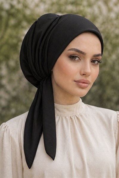 Siyah Eşarp Bone