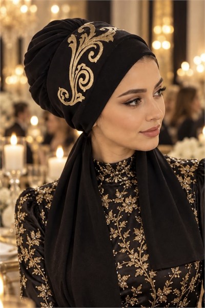 Siyah Gold Detaylı Atkılı Abiye Bone