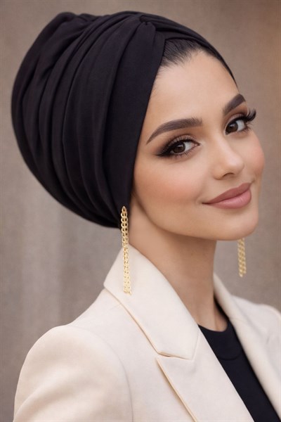 Siyah Gold Küpeli Hazır Büzgülü Bone