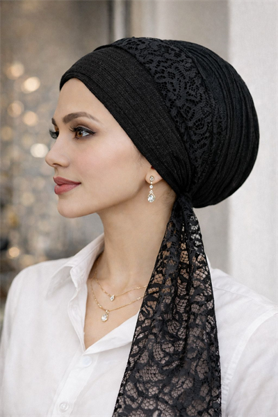 Siyah Işıltılı Dantel Fularlı Bone