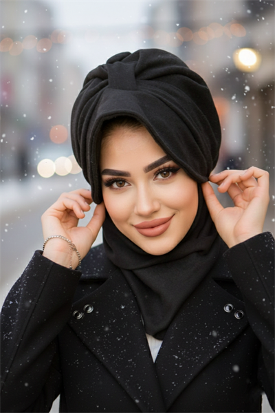 Siyah Kaşe Şapkalı Bone Ve Etol Takım