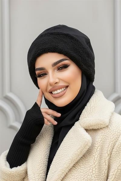 Siyah Kürk Aksesuarlı Tesettür Bere