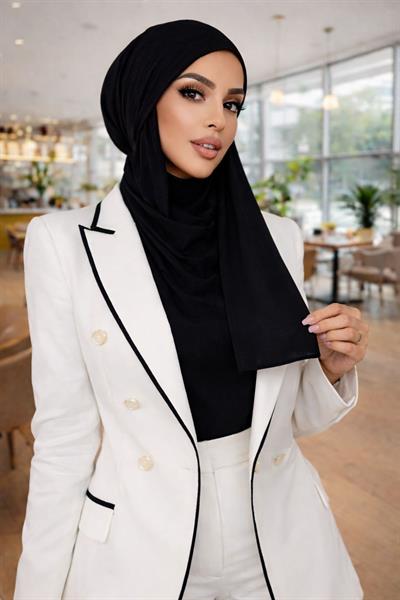 Siyah Mevsimlik Kullanıma Uygun Kelebek Bone Şal (likralı krep kumaştır)