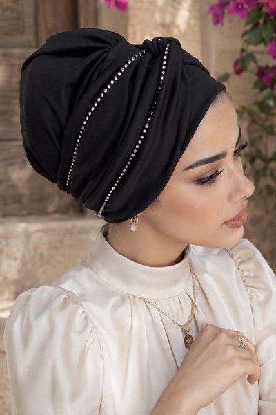 Siyah Taş Detaylı Burgu Bone