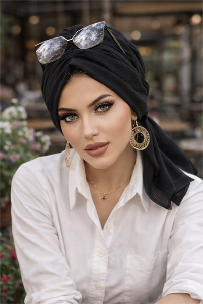 Siyah Tokalı Bone