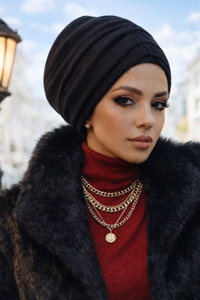 Siyah Triko Kışlık Hazır Büzgülü Bone